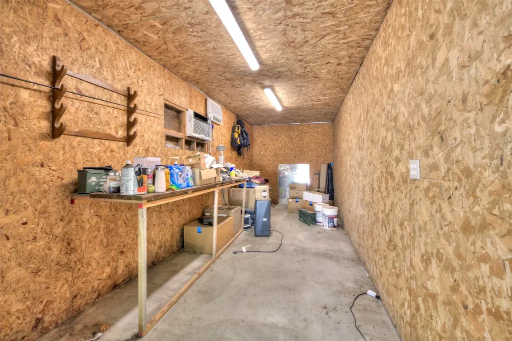 1327 Honey House Lane Corvallis MT 59828