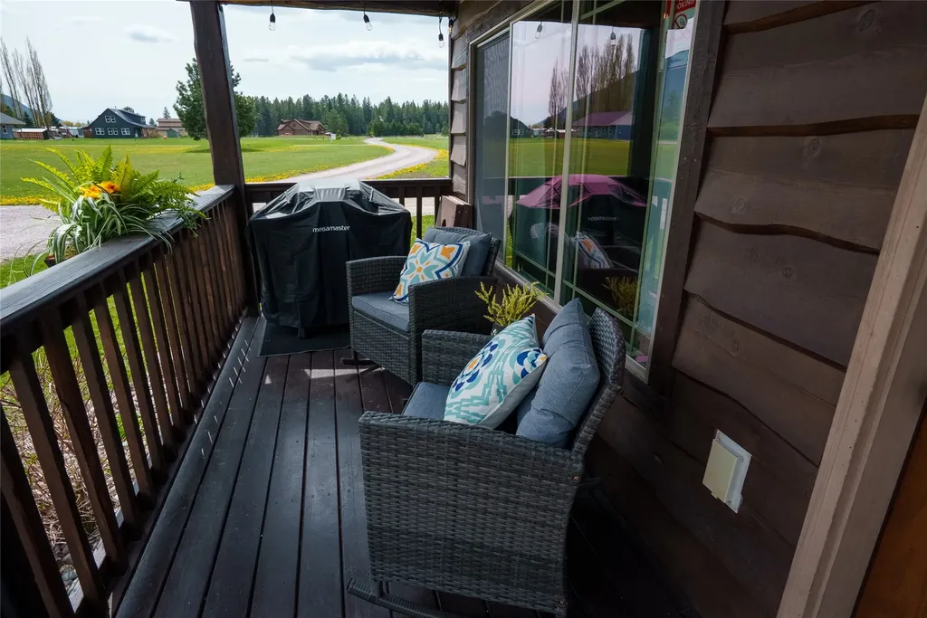 1040 Roost Way Columbia Falls MT 59912