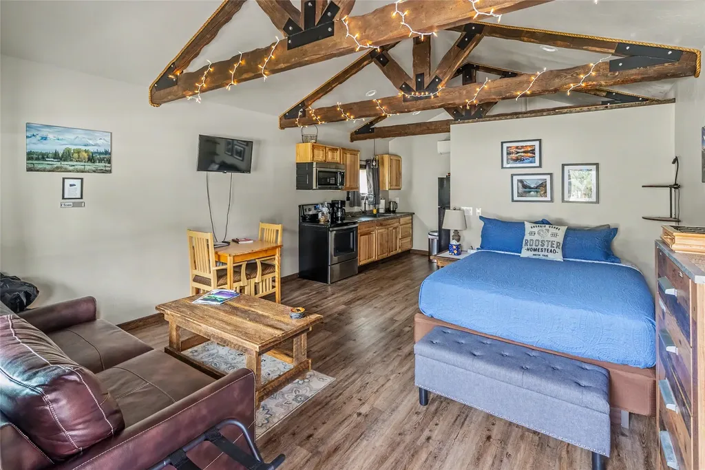 1040 Roost Way Columbia Falls MT 59912