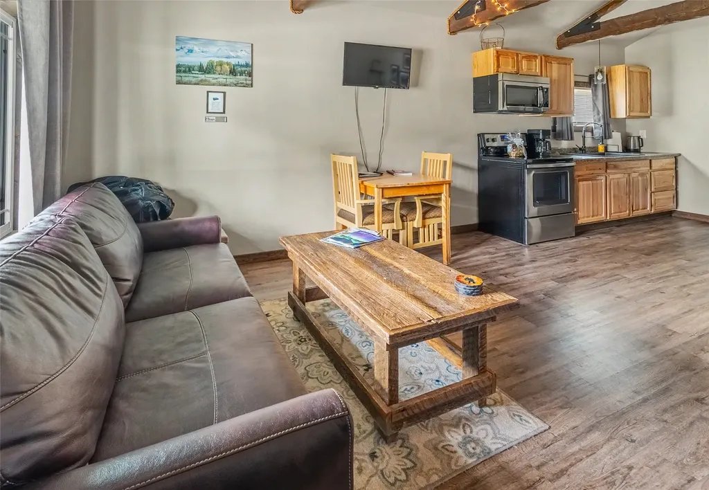 1040 Roost Way Columbia Falls MT 59912