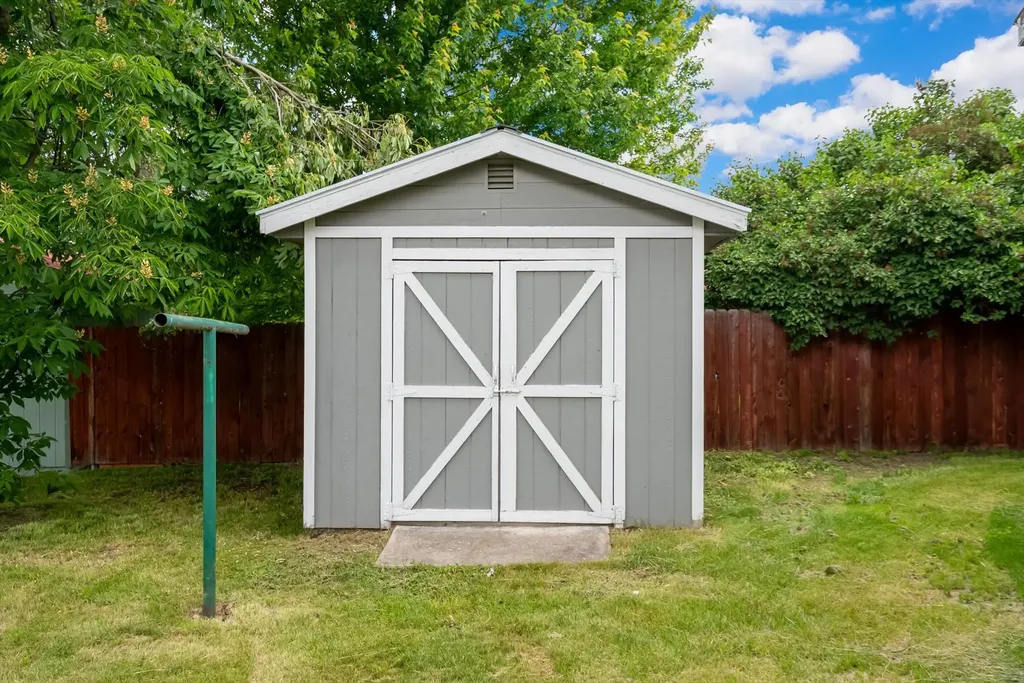 639 Riverside Avenue Whitefish MT 59937