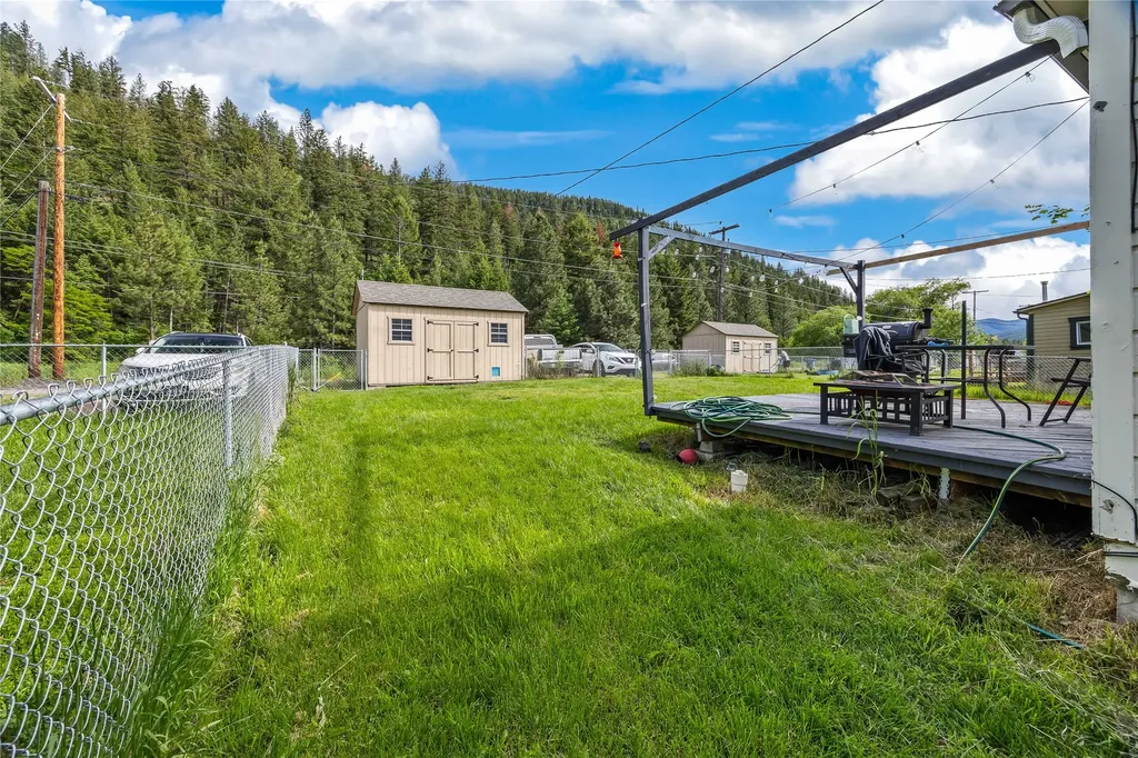 9469 Mt Highway 200 E Bonner MT 59823