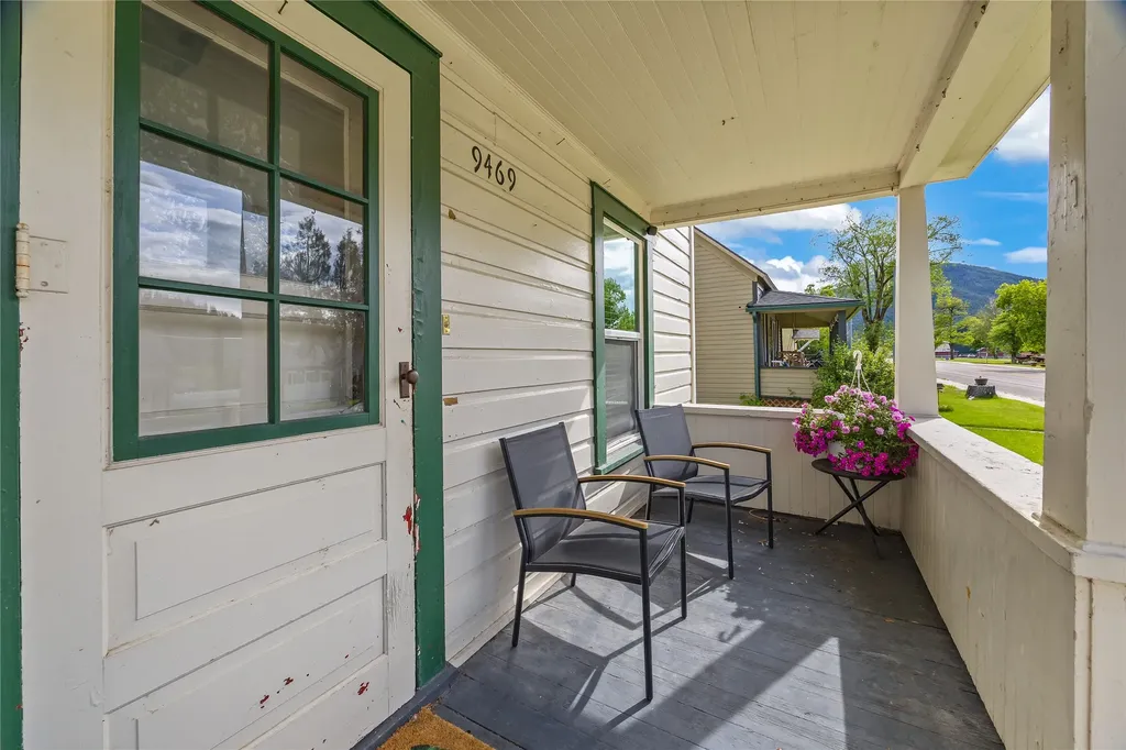 9469 Mt Highway 200 E Bonner MT 59823