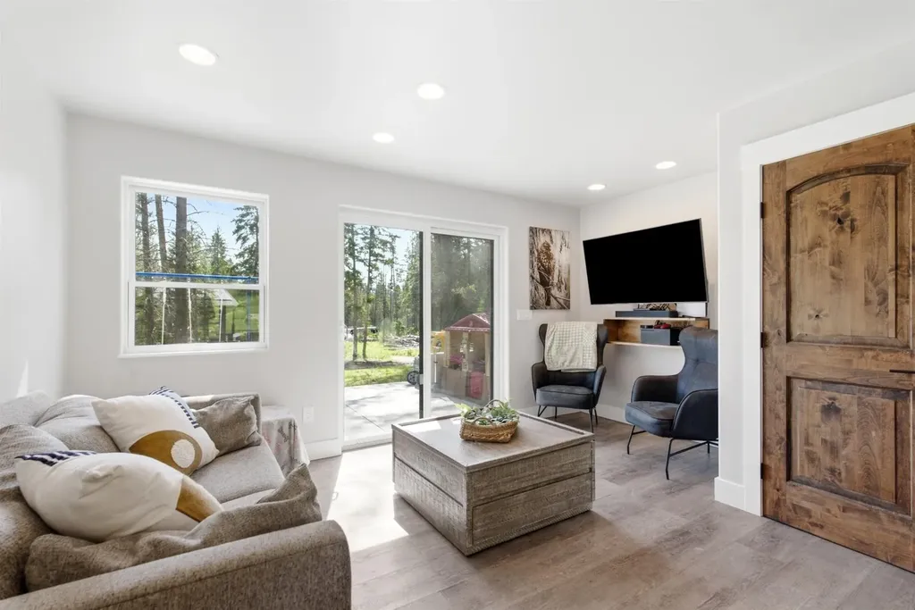 15 Quinley Lane Whitefish MT 59937