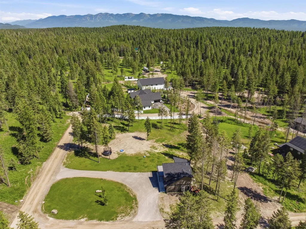 15 Quinley Lane Whitefish MT 59937