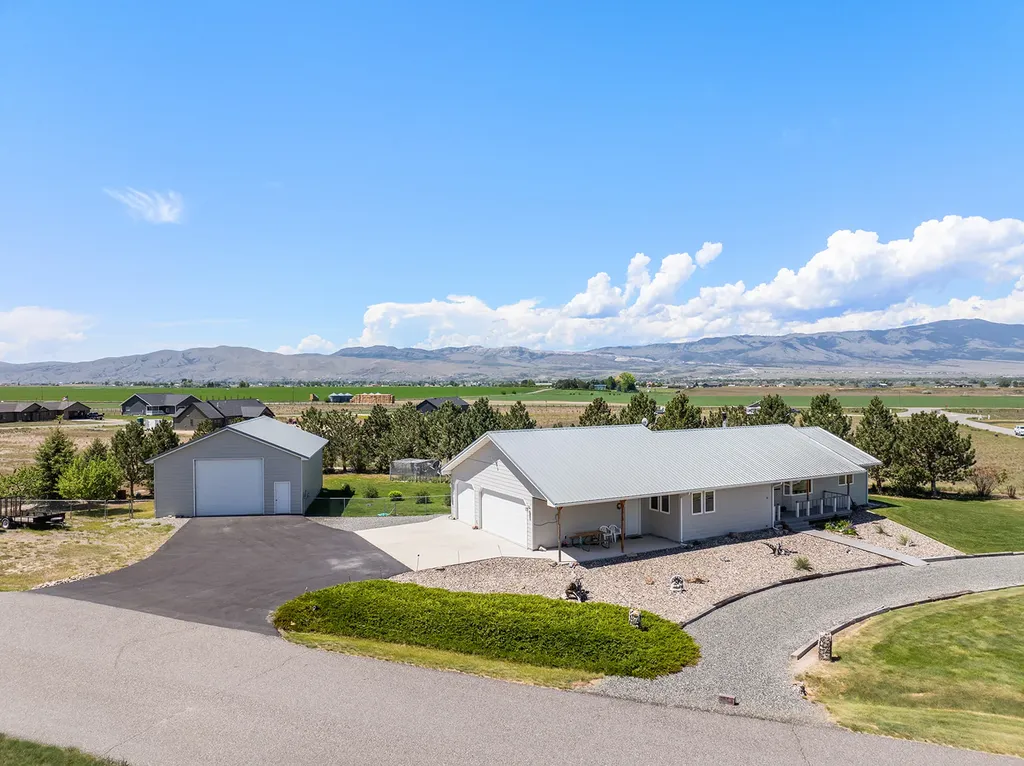16 Windy Meadow Drive Townsend MT 59644