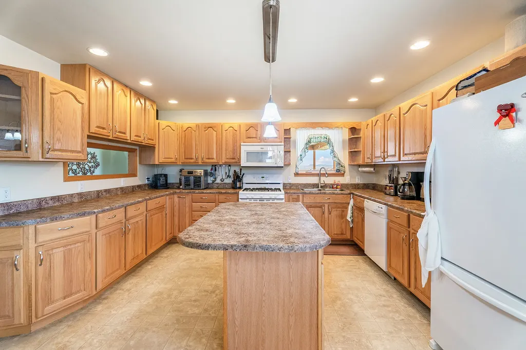 16 Windy Meadow Drive Townsend MT 59644