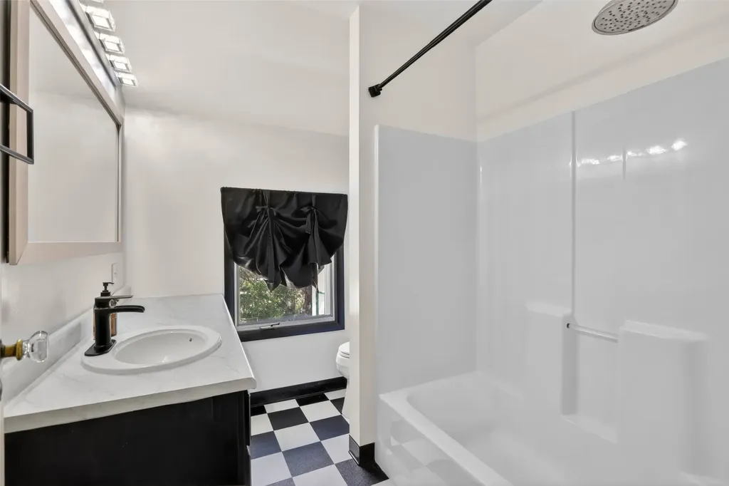 412 Van Buren Avenue Great Falls MT 59404