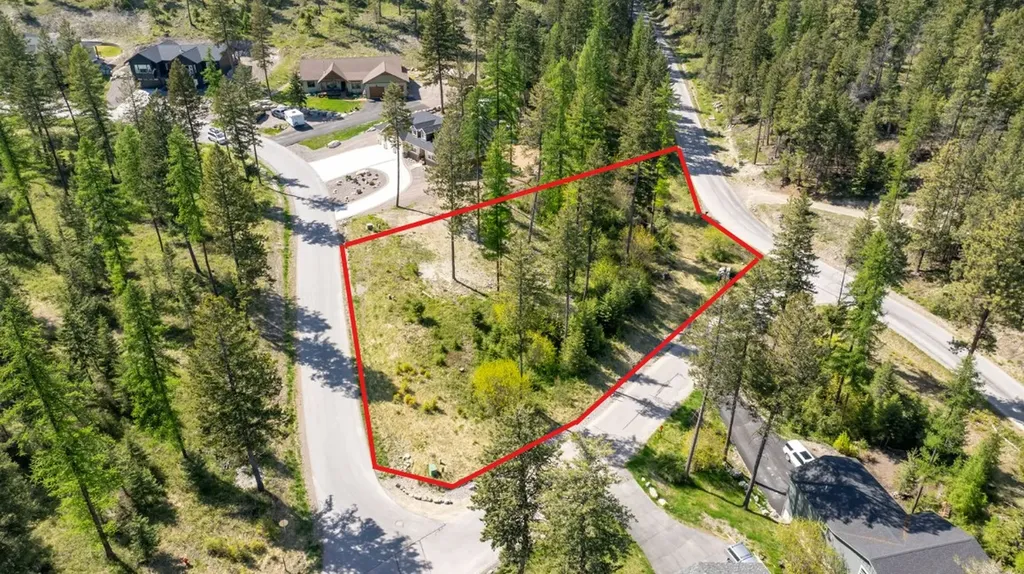 335 & 339 Skookum Road Lakeside MT 59922