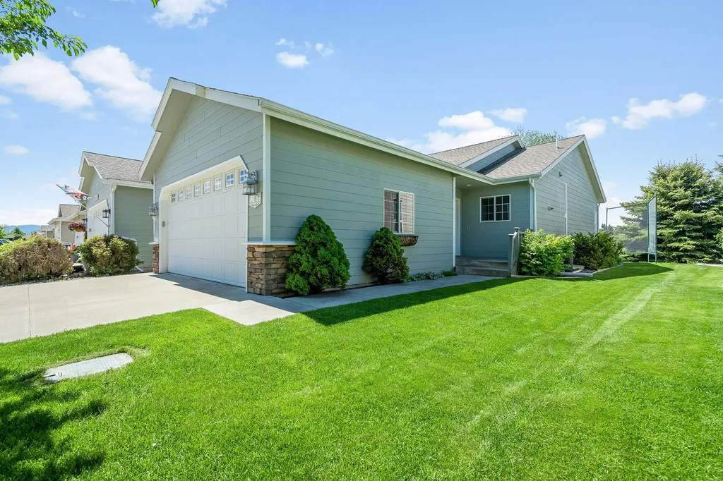 208 E Nicklaus Avenue Kalispell MT 59901
