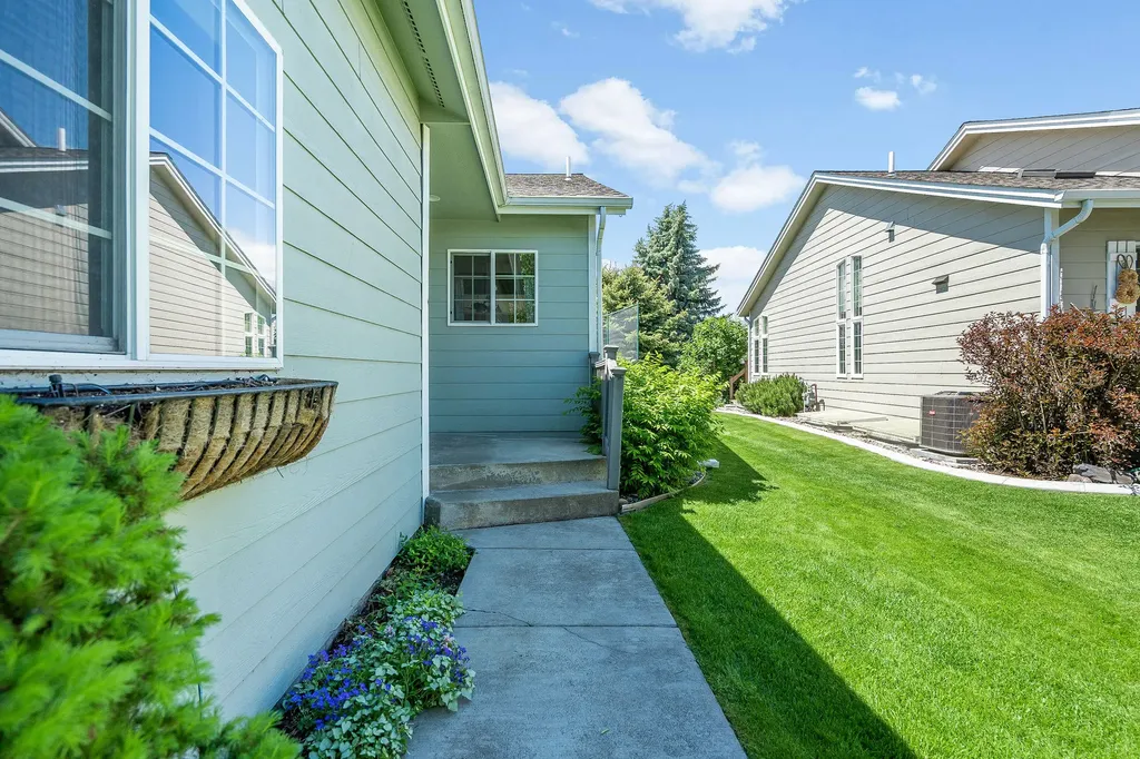 208 E Nicklaus Avenue Kalispell MT 59901