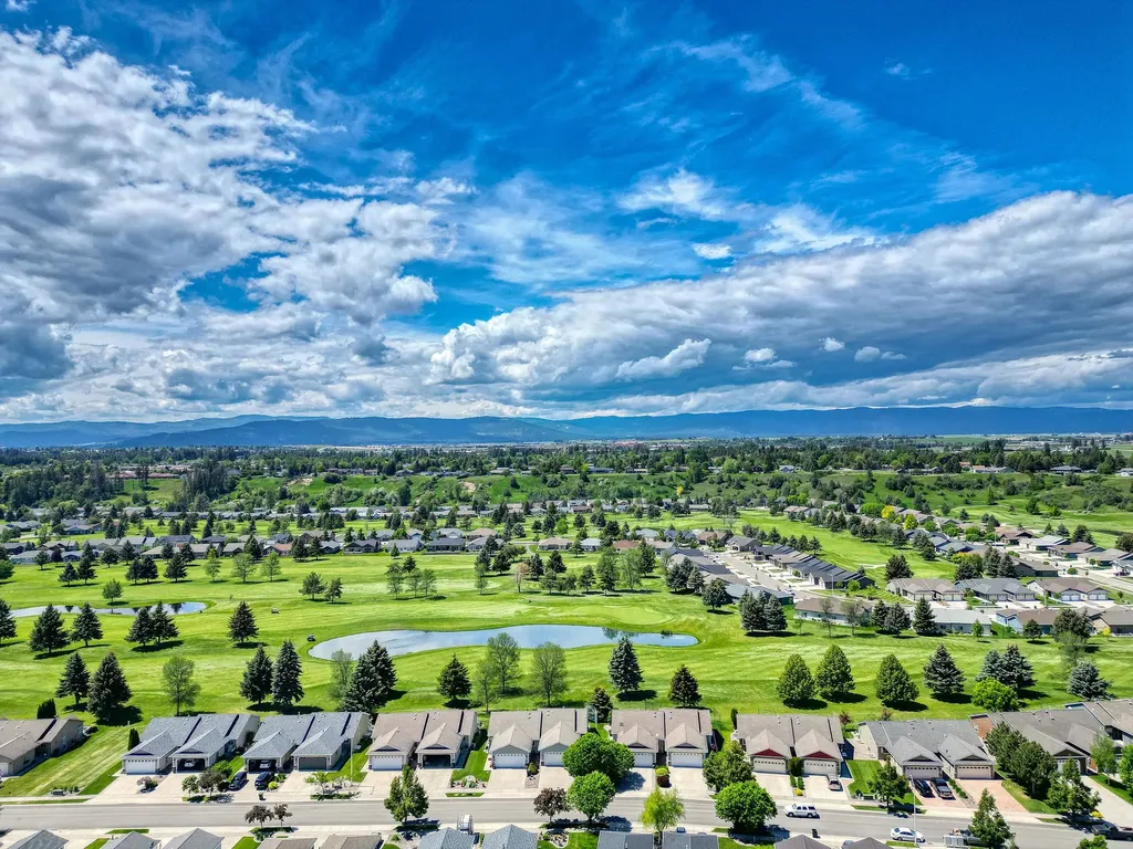 208 E Nicklaus Avenue Kalispell MT 59901
