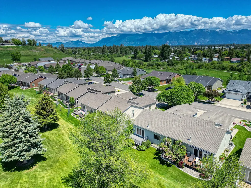 208 E Nicklaus Avenue Kalispell MT 59901