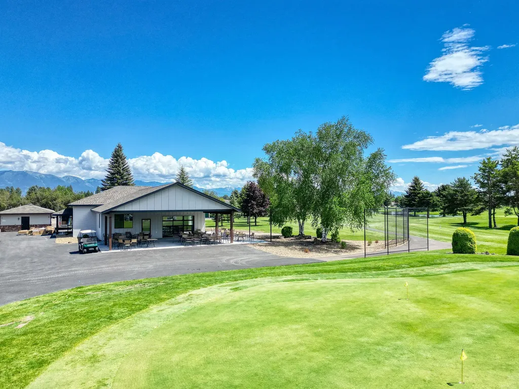 208 E Nicklaus Avenue Kalispell MT 59901