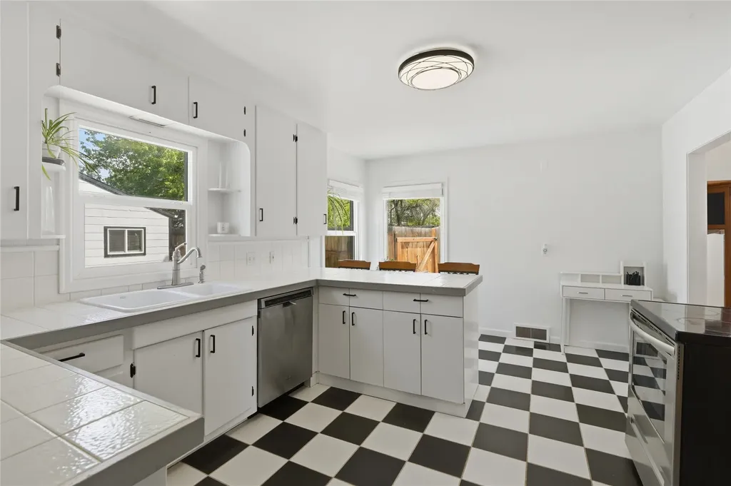 718 S 14th Avenue Bozeman MT 59715