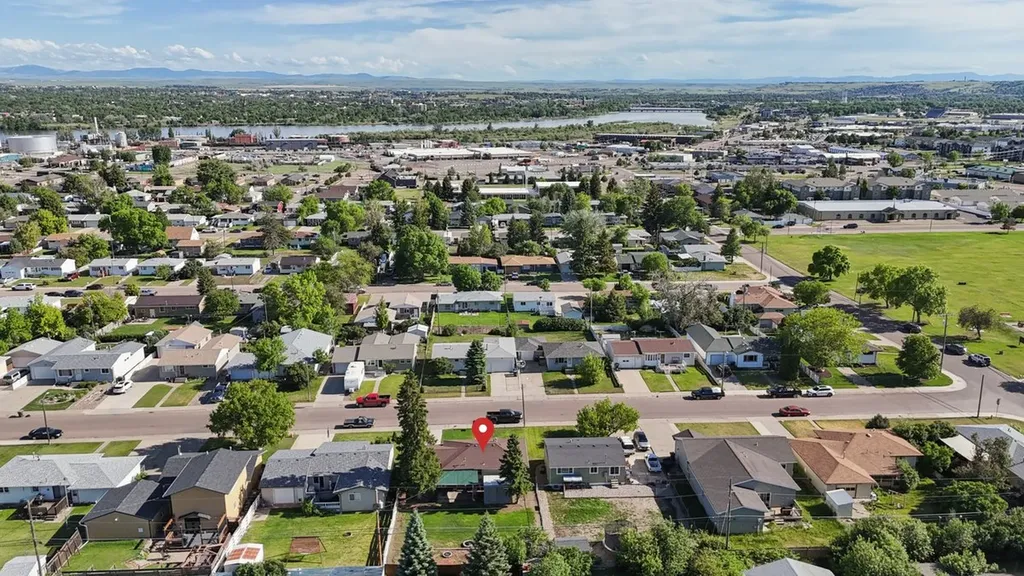 417 25th Avenue NE Great Falls MT 59404