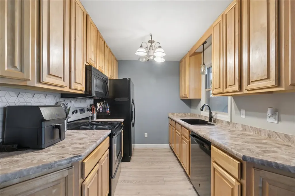 417 25th Avenue NE Great Falls MT 59404