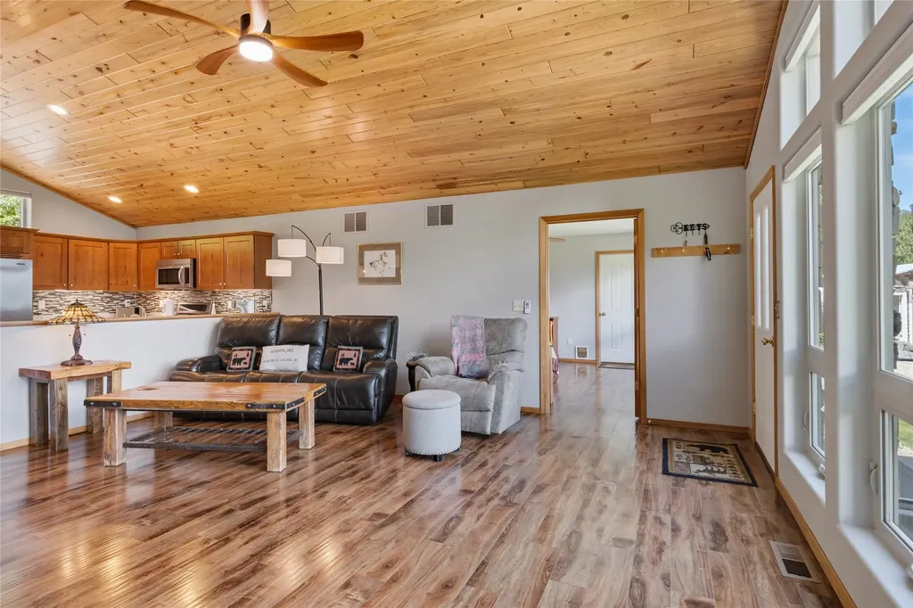 1885 Bad Bear Way Victor MT 59875