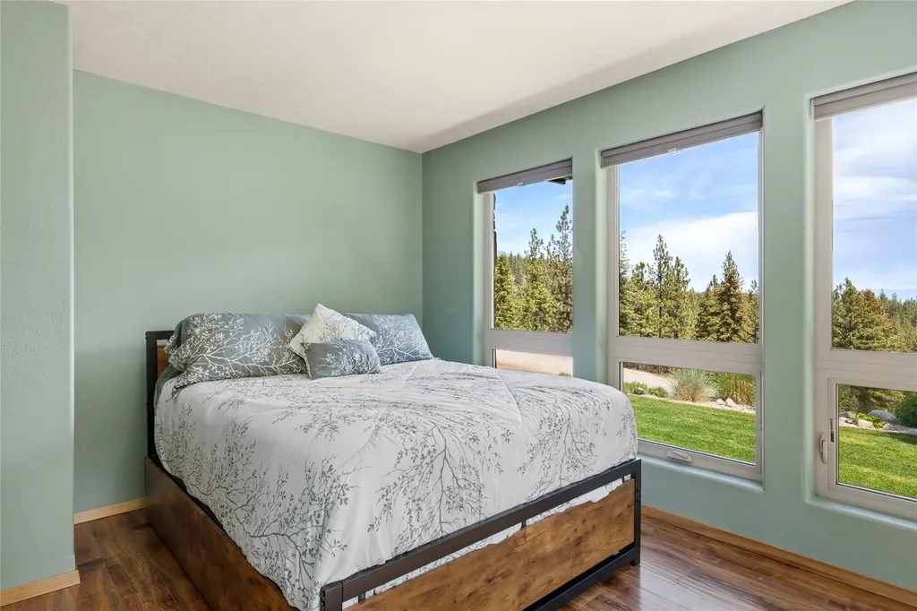 1885 Bad Bear Way Victor MT 59875