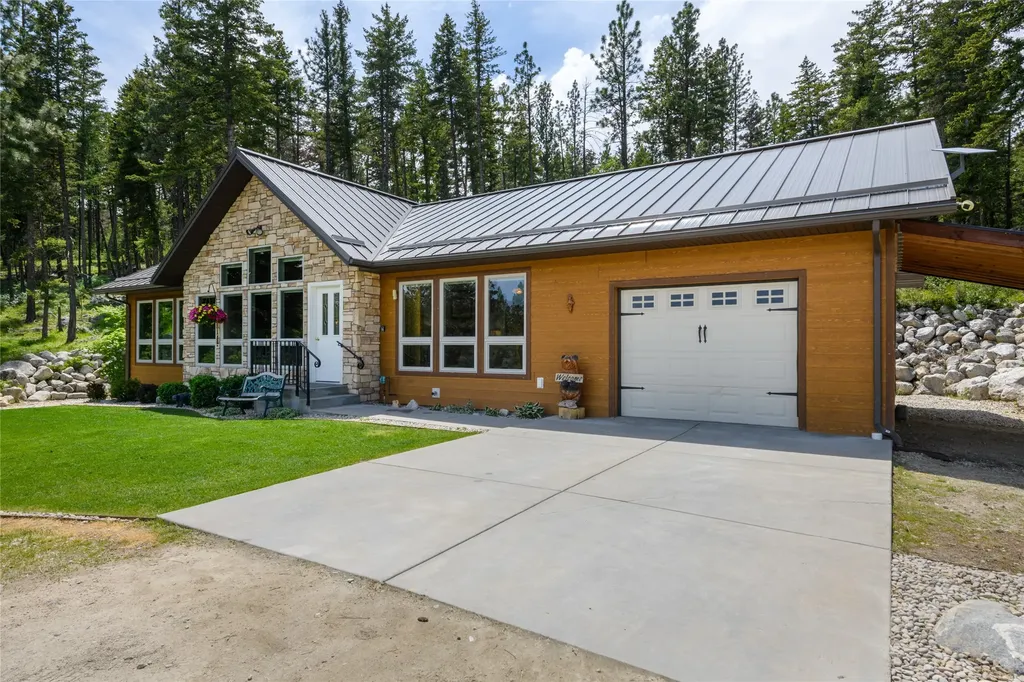 1885 Bad Bear Way Victor MT 59875
