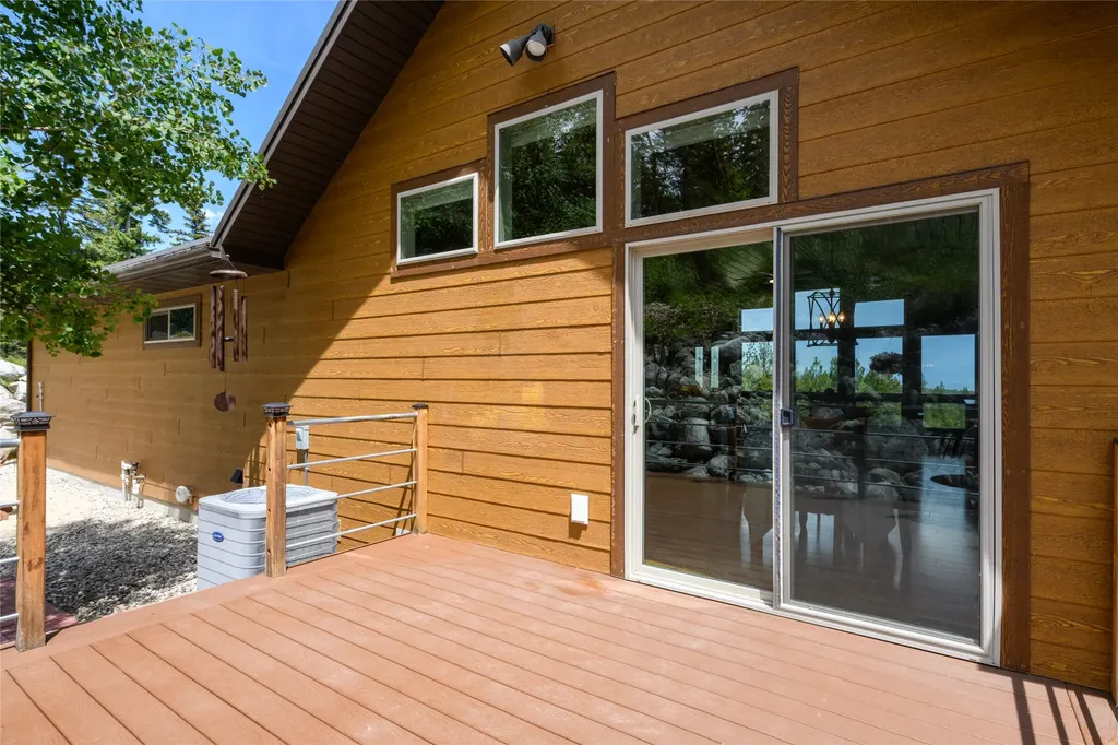 1885 Bad Bear Way Victor MT 59875