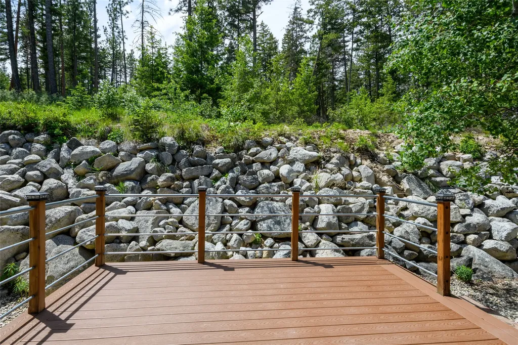 1885 Bad Bear Way Victor MT 59875
