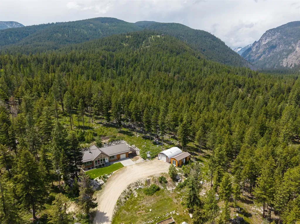 1885 Bad Bear Way Victor MT 59875