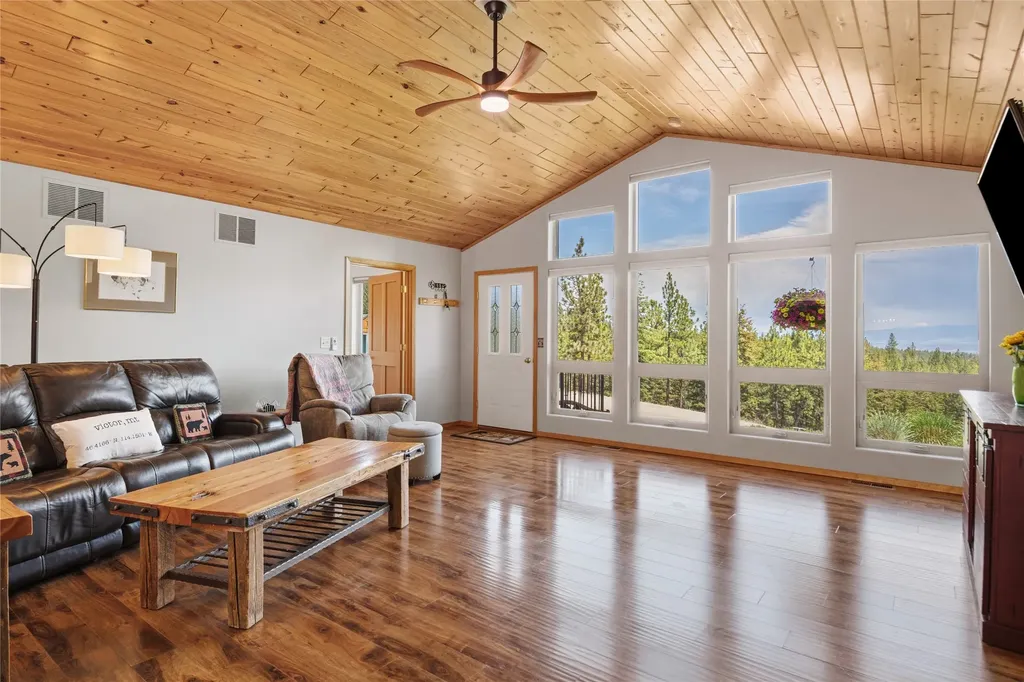 1885 Bad Bear Way Victor MT 59875