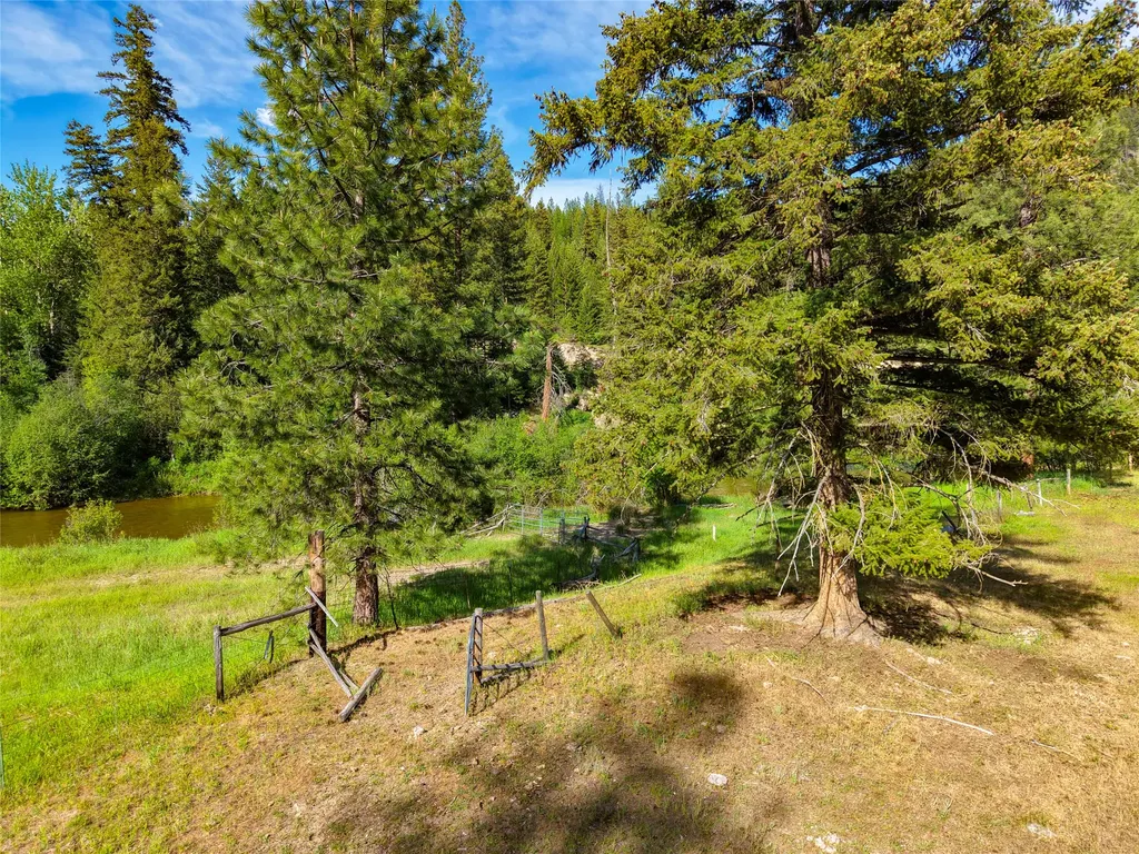 1132 Arabian Lane Libby MT 59923