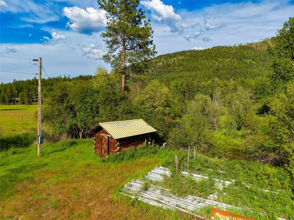 1132 Arabian Lane Libby MT 59923
