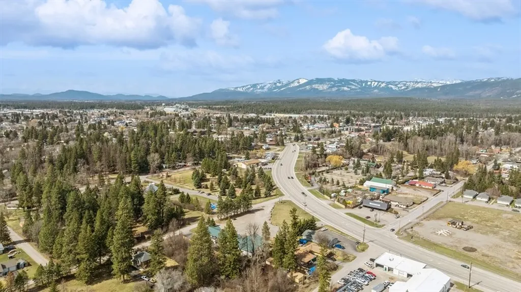 230 Us Highway 2 E Columbia Falls MT 59912