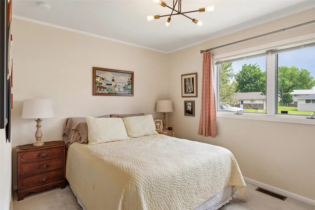 802 Parker Avenue Hamilton MT 59840