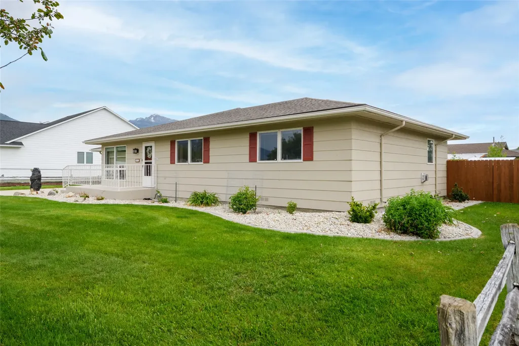 802 Parker Avenue Hamilton MT 59840