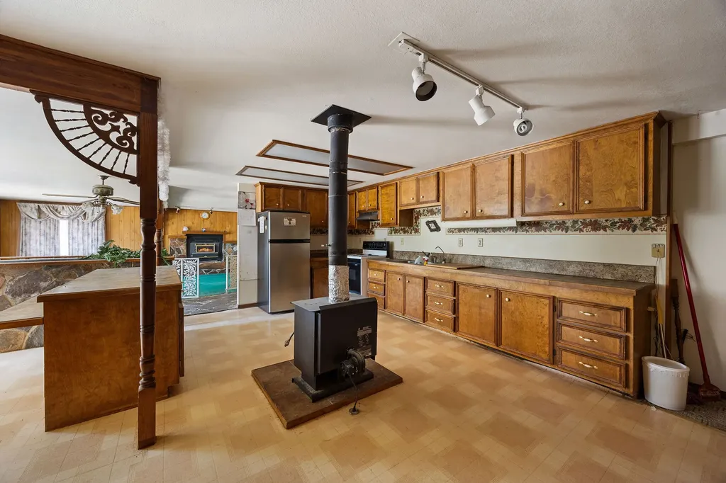 1765 Rogers Lake Road Kila MT 59920