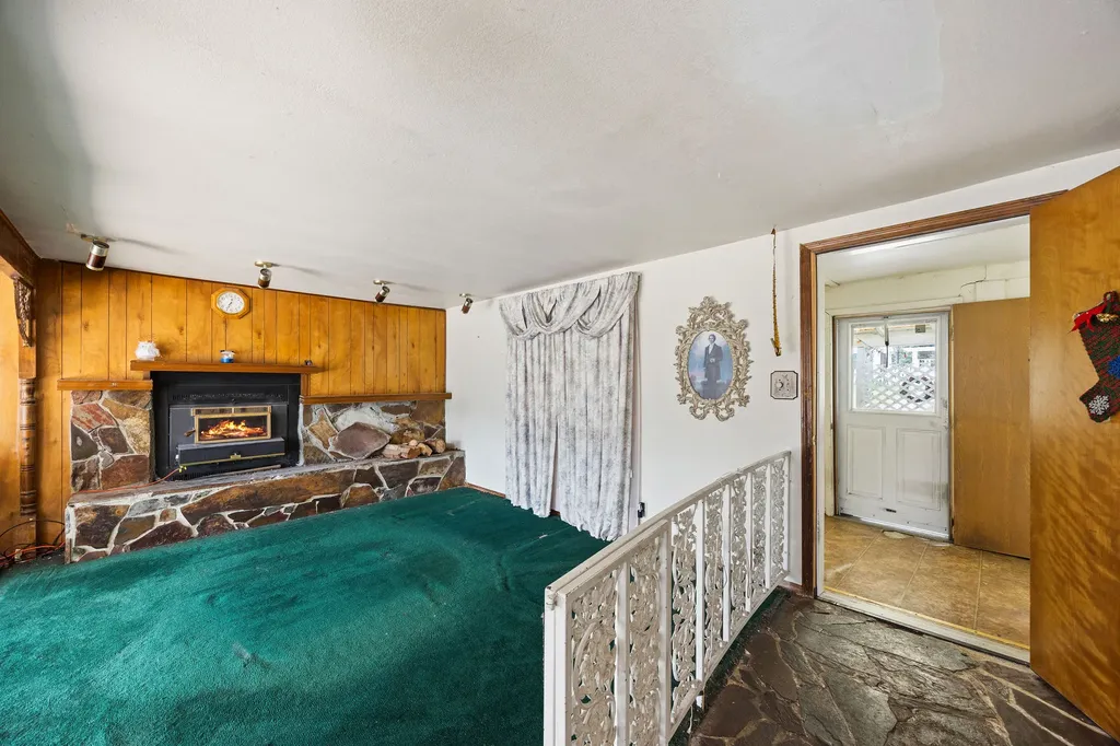 1765 Rogers Lake Road Kila MT 59920