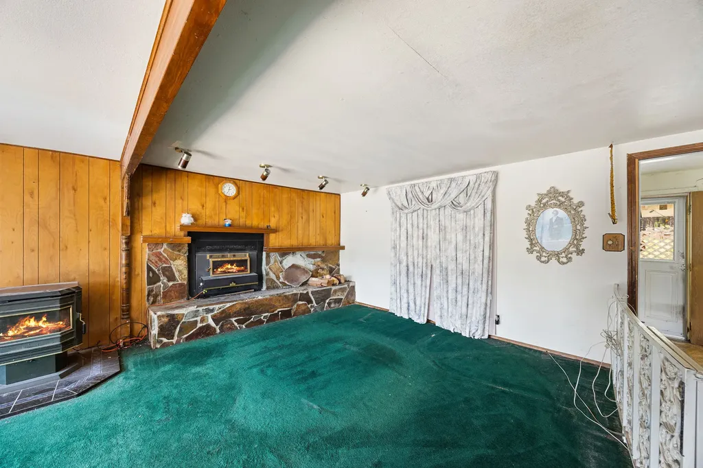 1765 Rogers Lake Road Kila MT 59920