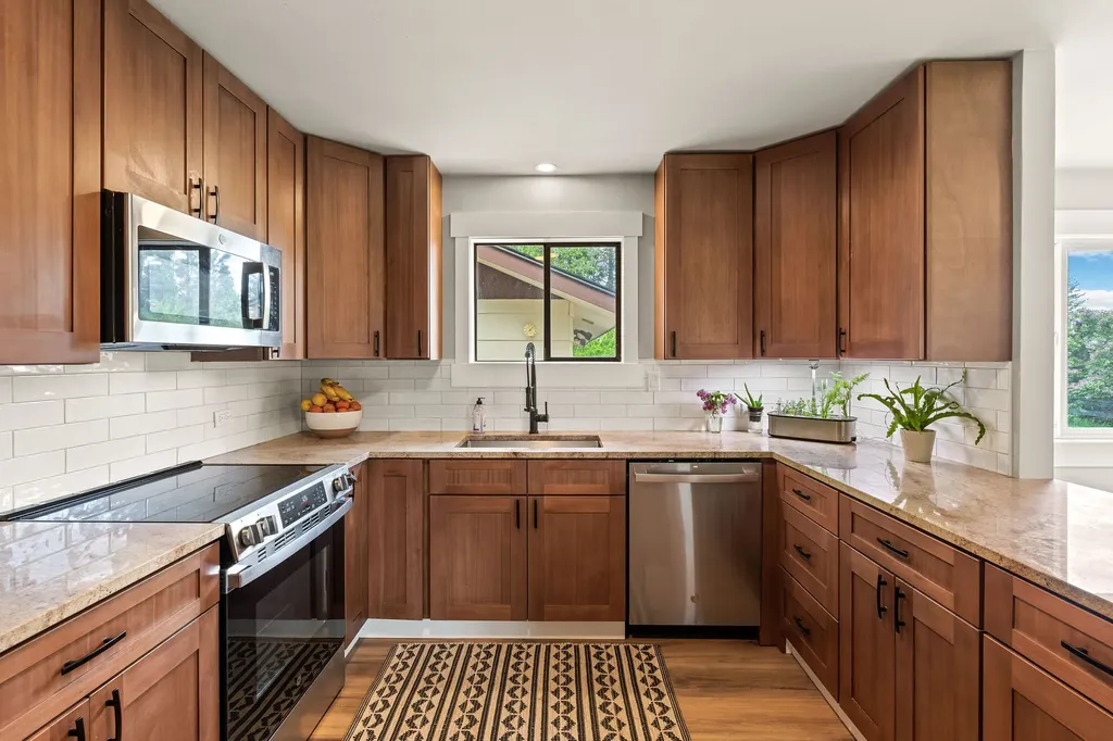 985 Jellison Road Columbia Falls MT 59912