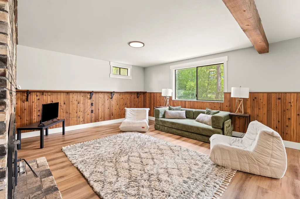 985 Jellison Road Columbia Falls MT 59912