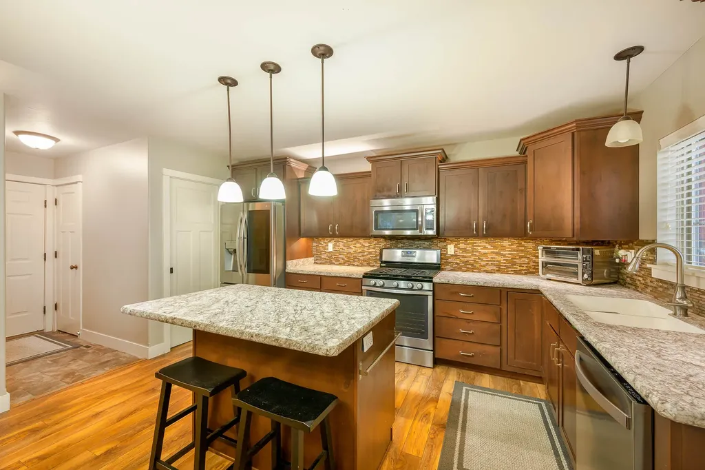 5717 Mountain Front Avenue Billings MT 59106