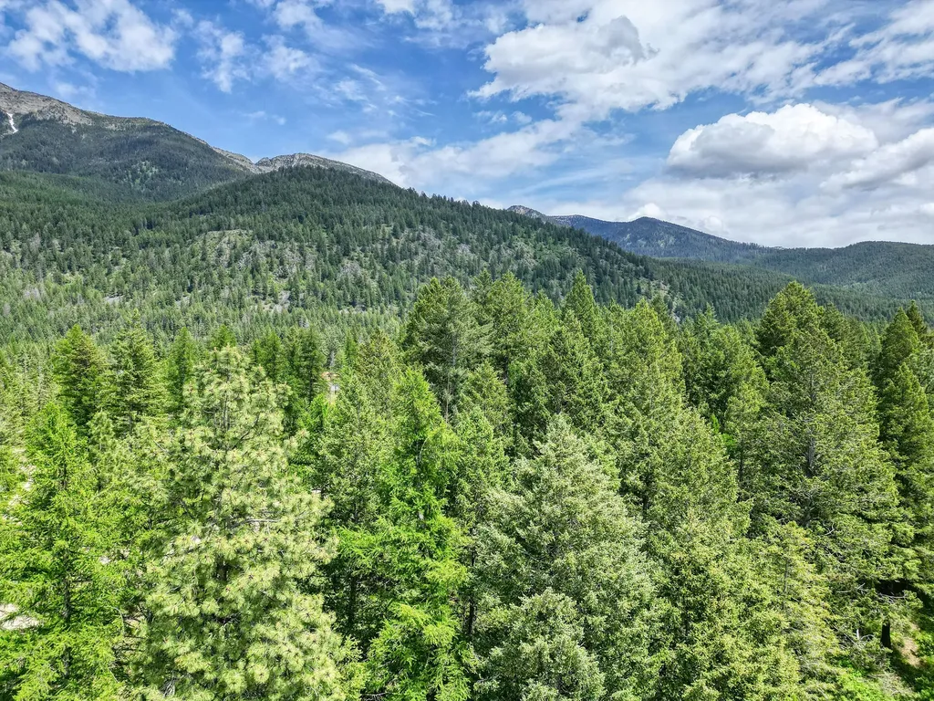 861 Yeoman Hall Road Kalispell MT 59901