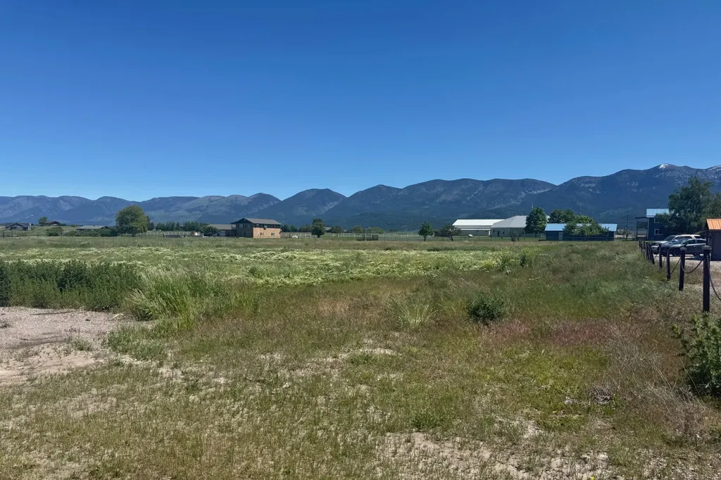 40517 Mt Highway 35 Polson MT 59860