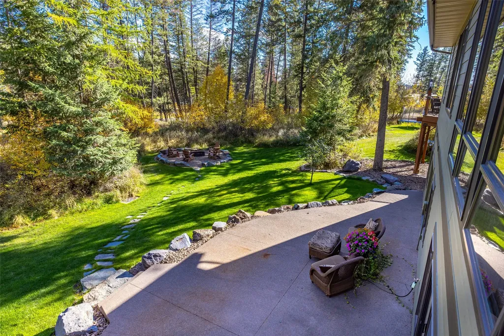 10 Wood Ridge Drive Columbia Falls MT 59912