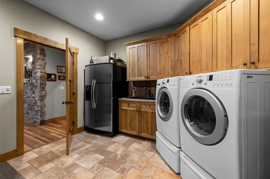 10 Wood Ridge Drive Columbia Falls MT 59912