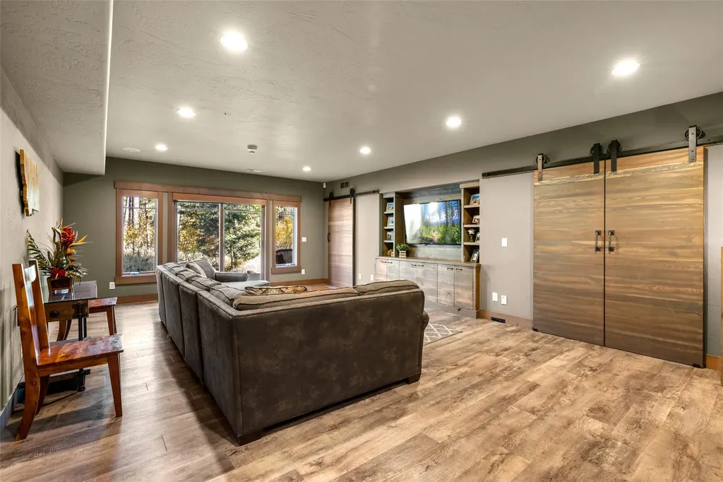 10 Wood Ridge Drive Columbia Falls MT 59912