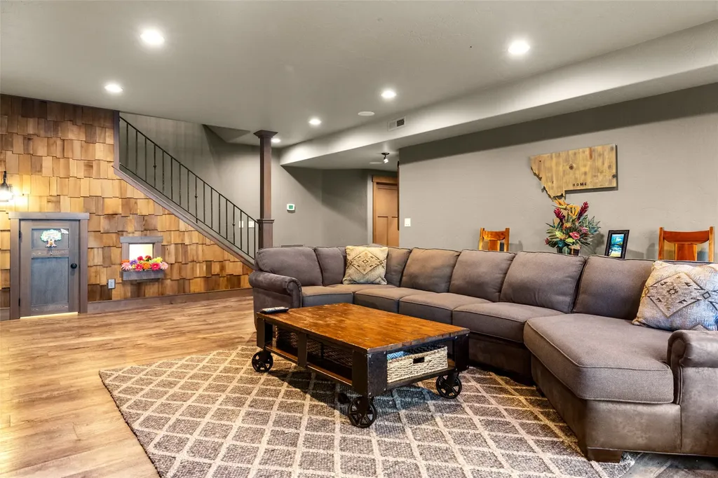 10 Wood Ridge Drive Columbia Falls MT 59912