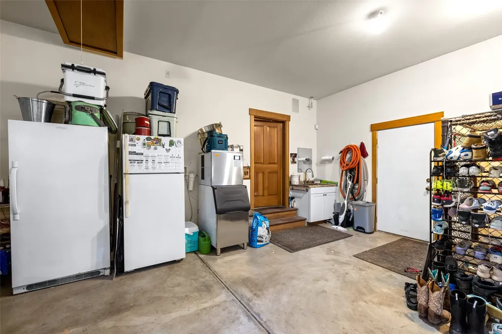 10 Wood Ridge Drive Columbia Falls MT 59912