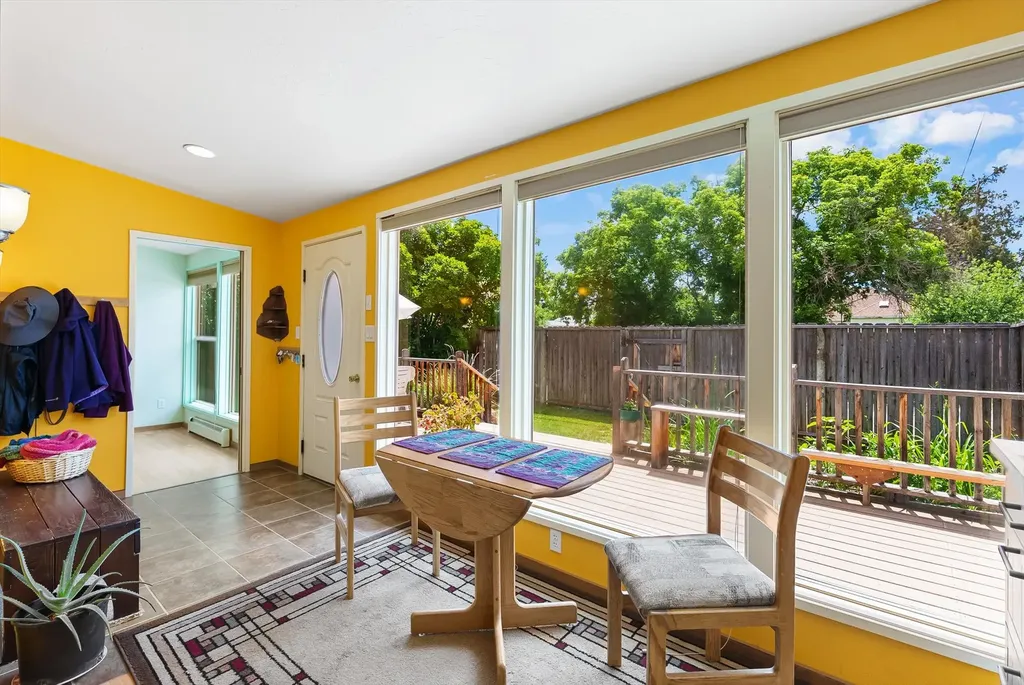 102 Geneva Avenue Hamilton MT 59840