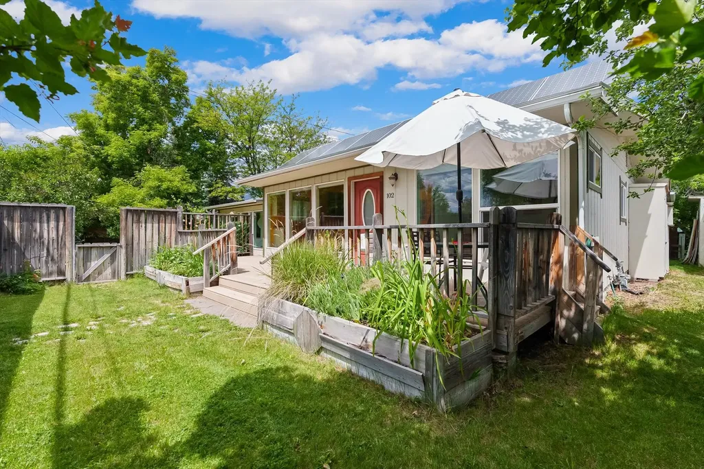 102 Geneva Avenue Hamilton MT 59840