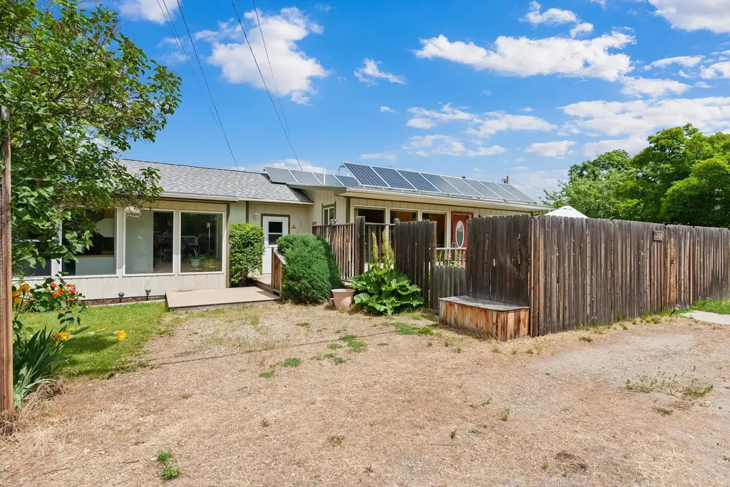102 Geneva Avenue Hamilton MT 59840