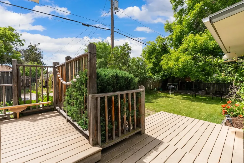 102 Geneva Avenue Hamilton MT 59840